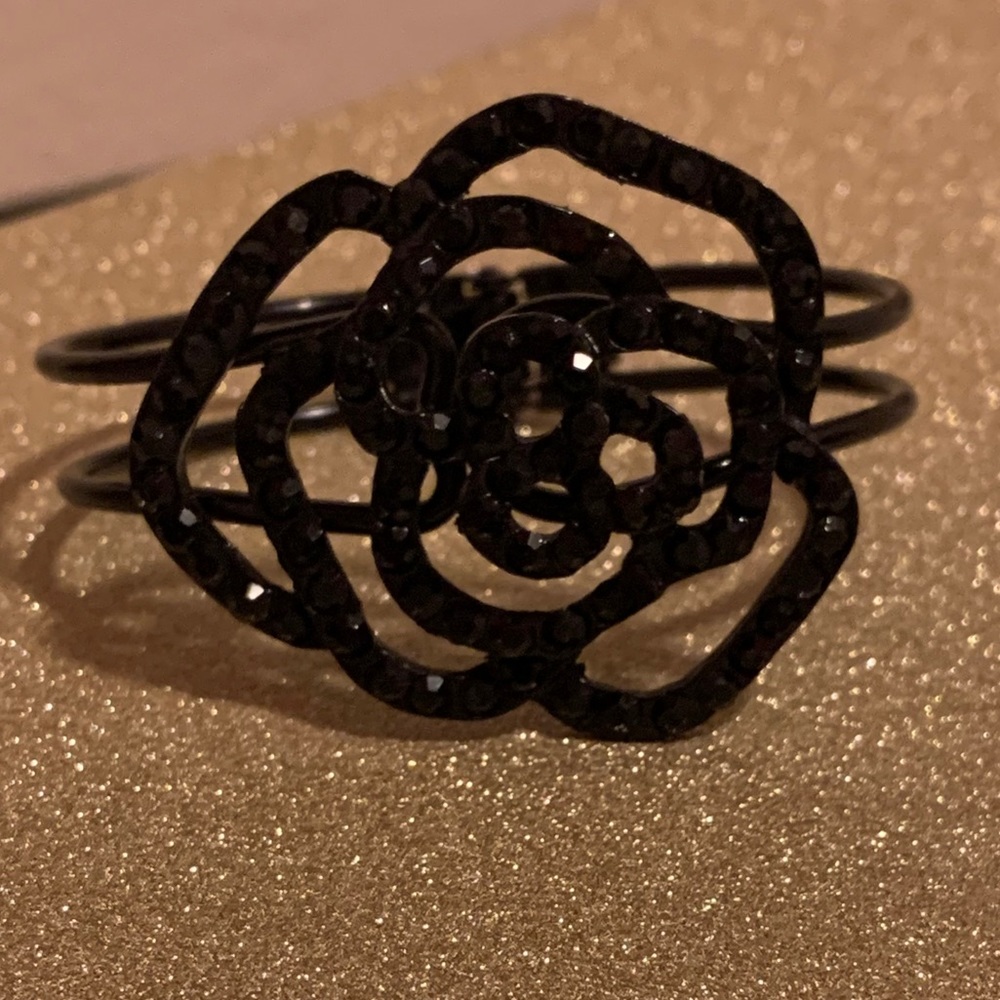 BLACK ROSE CUFF BRACELET